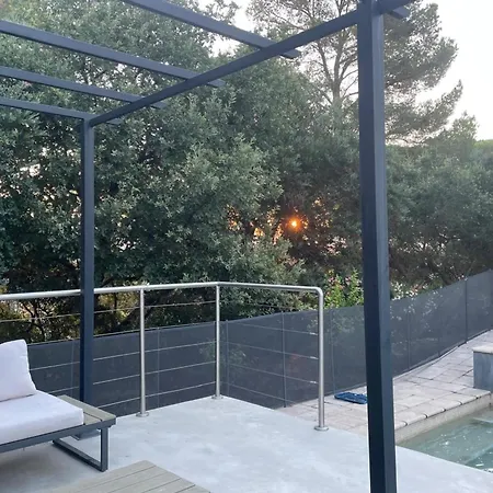 Charming House With Private Pool Holiday home *
