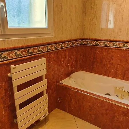 Dom wakacyjny Charming House With Private Pool *